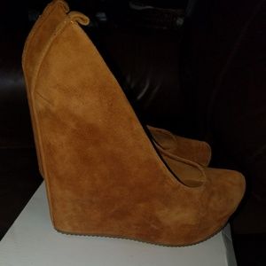 Aldo suede wedge